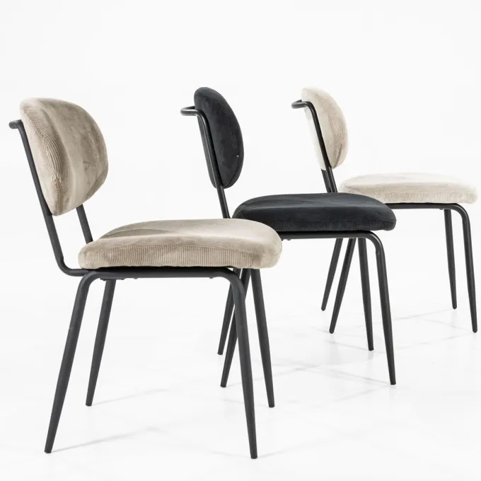 By Boo Eettafelstoel Cosmo zwart - Set van 2 - 1 showroommodel en 1 nieuwe stoel