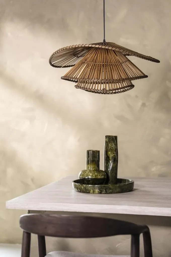 By Boo Hanglamp Yarin