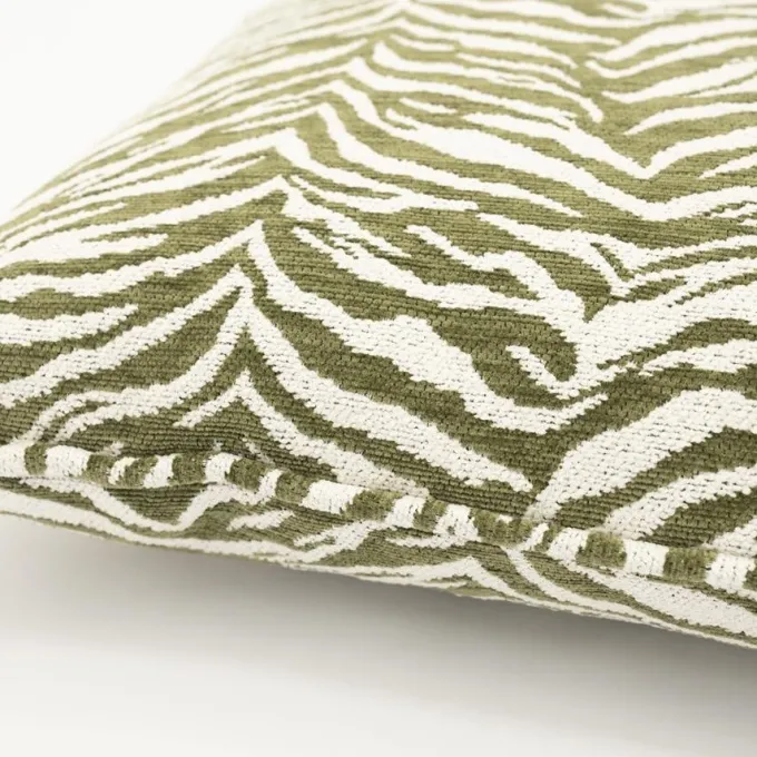 By Boo Kussen Tigra 45x45 cm - groen