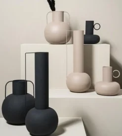 By Boo Vaas Bell klein - zwart