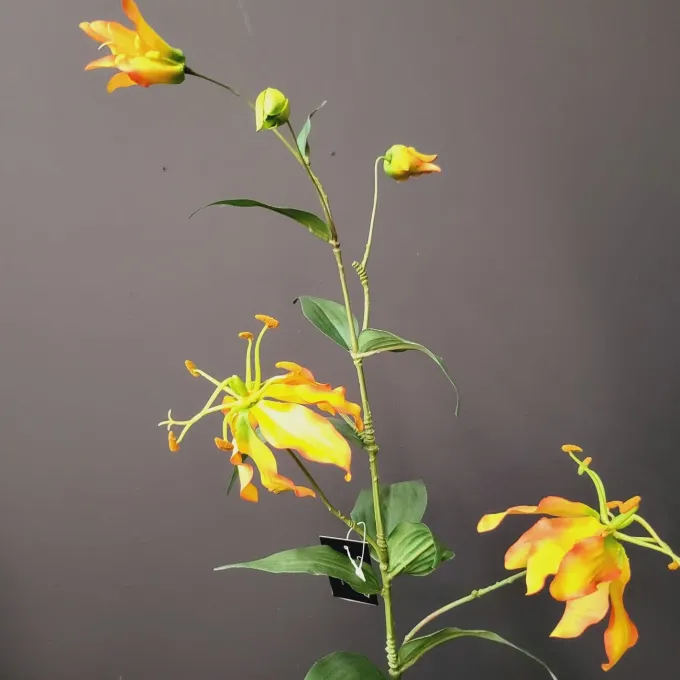 Countryfield Kunsttak Gloriosa goud - Luxe zijden bloem voor in huis