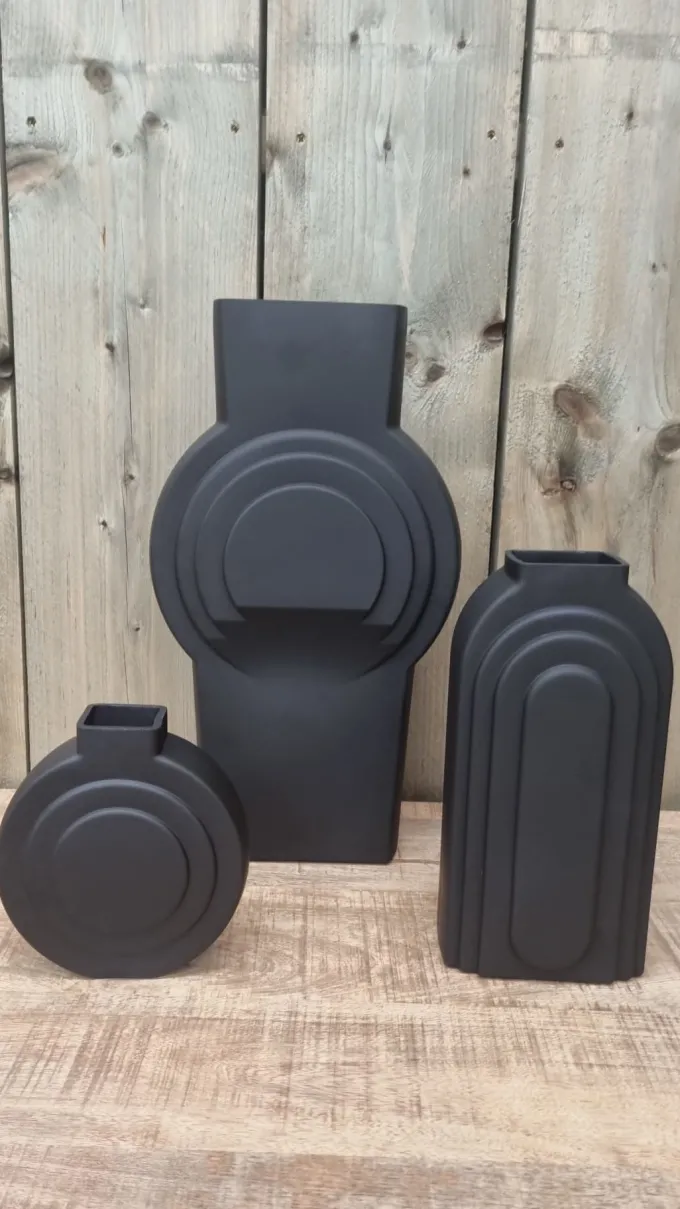 Countryfield Vaas Paige Zwart No. 2 - Stijlvolle Design Vaas