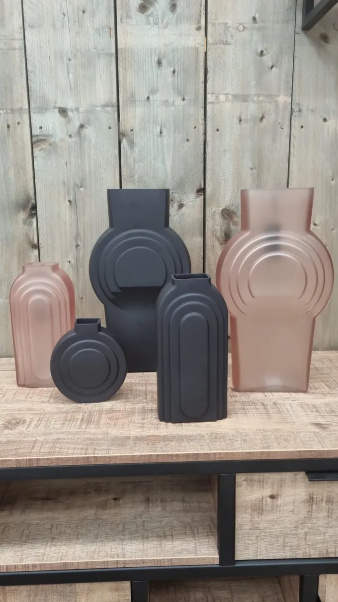 Countryfield Vaas Paige Zwart No. 2 - Stijlvolle Design Vaas