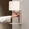 it's about RoMi Wandlamp Florence zand/kap 1815 wit