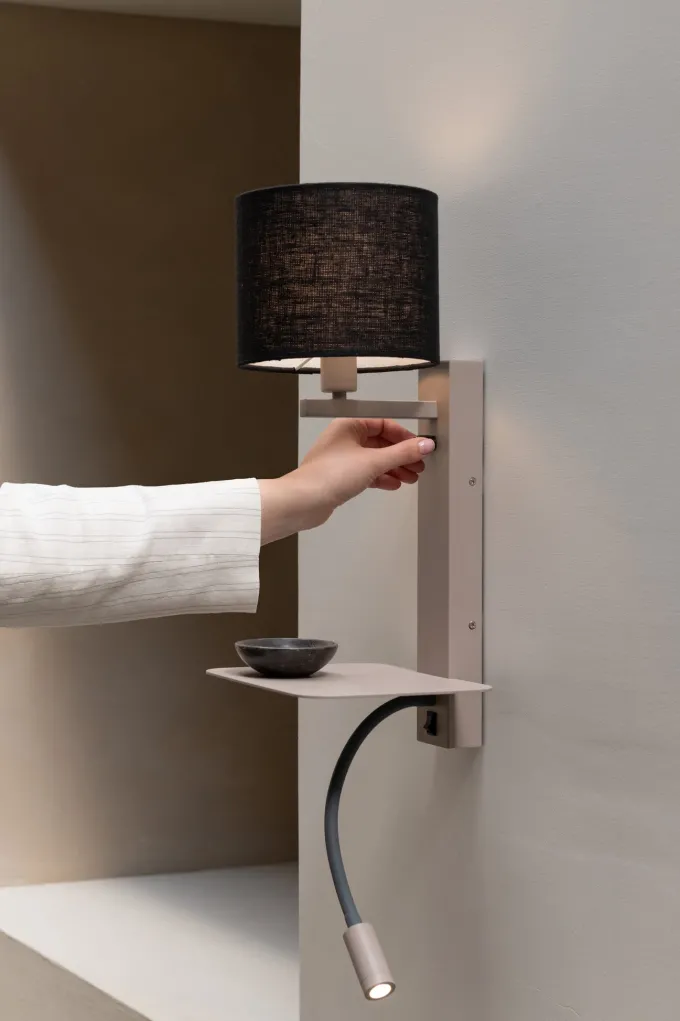 it's about RoMi Wandlamp Florence+leeslamp zand/kap 1815 zwart