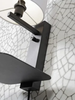 it's about RoMi Wandlamp ijzer Florence E14 met plank+usb incl. dimmer wit