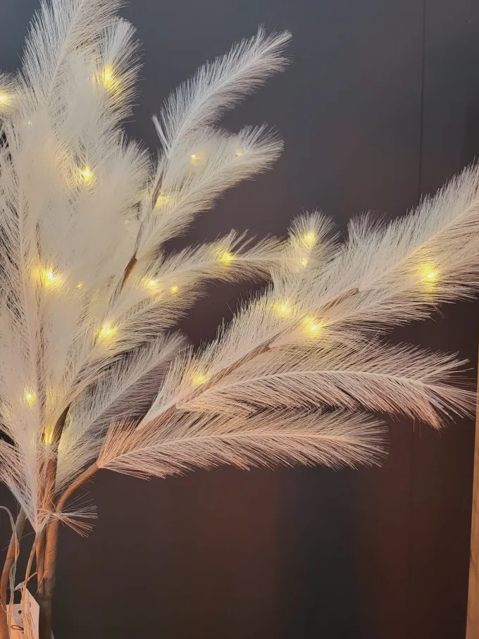 Light en Living Ornament LED 110 cm FEATHER wit