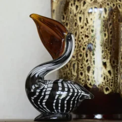 Light en Living Ornament 13x7x19 cm PELICAN glas zwart-wit+bruin gestreept