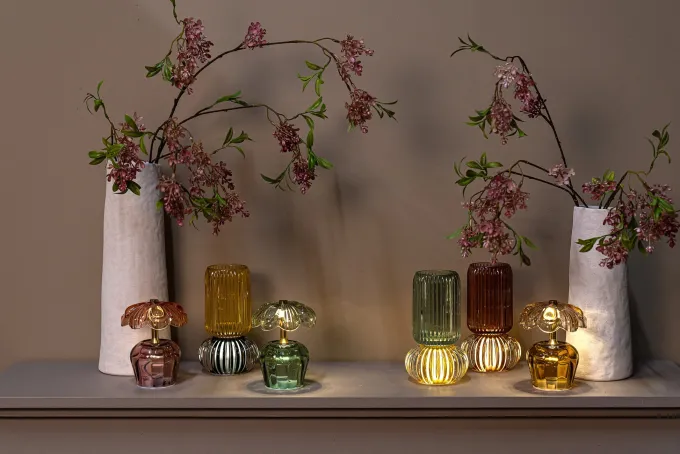 PTMD Kaydie Roze bloemvormige LED-lamp