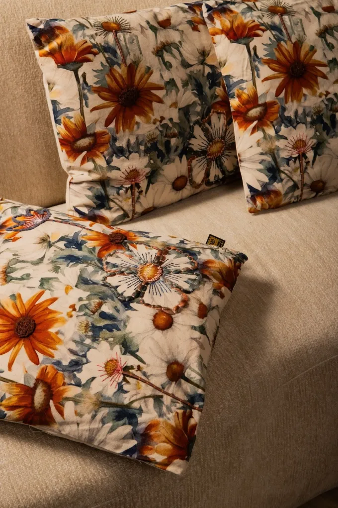 PTMD Kussen Helenor Naturel rechthoek met bloemen