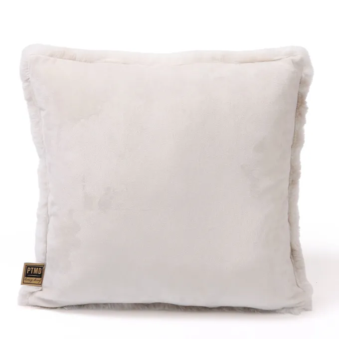 PTMD Kussen Linde Offwhite faux fur square S