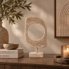 PTMD Ornament Monah Beige gegoten aluminium op travertin voet S