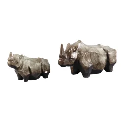 PTMD Ornament neushoorn Tarig Lichtbruin Keramiek S