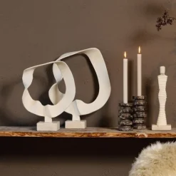 PTMD Ornament Vae Beige gegoten aluminium op travertin voet S