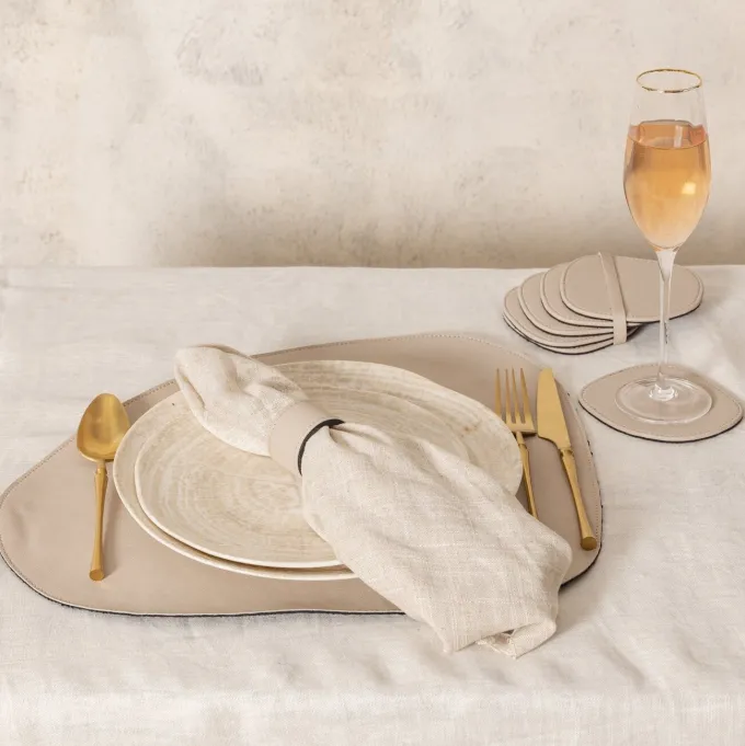 PTMD Placemat Delcia Beige vegan leer