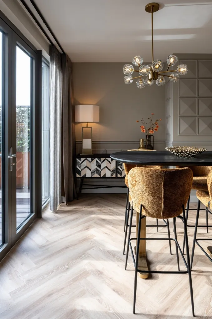Richmond Interiors Bartafel Revelin ovaal