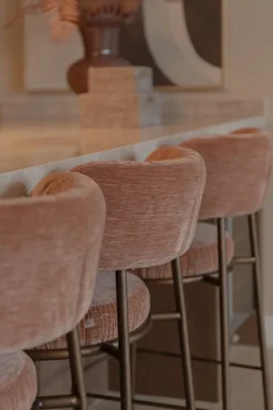 Richmond Interiors Counterstoel Encanto Be straight mocca mousse
