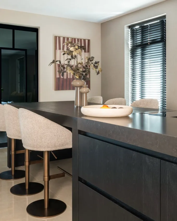 Richmond Interiors Vaas Lunor taupe groot