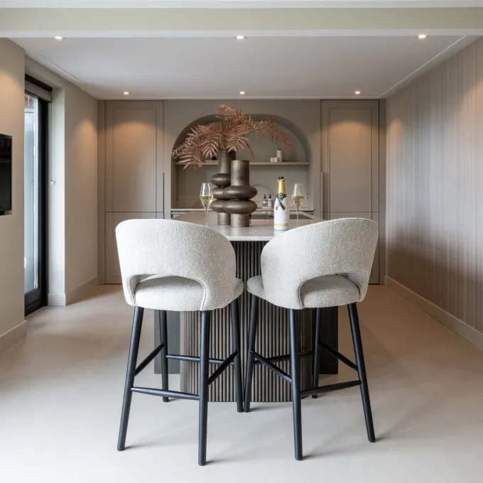 Richmond Interiors Vaas Megan brass antique