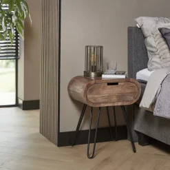 WoonStijl Nachtkastje Barrel met 1 lade - Mangohout & Zwart Metaal