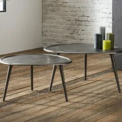 WoonStijl Salontafel Ø73cm met niervormig zand gegoten metalen blad. / Zwart Nikkel
